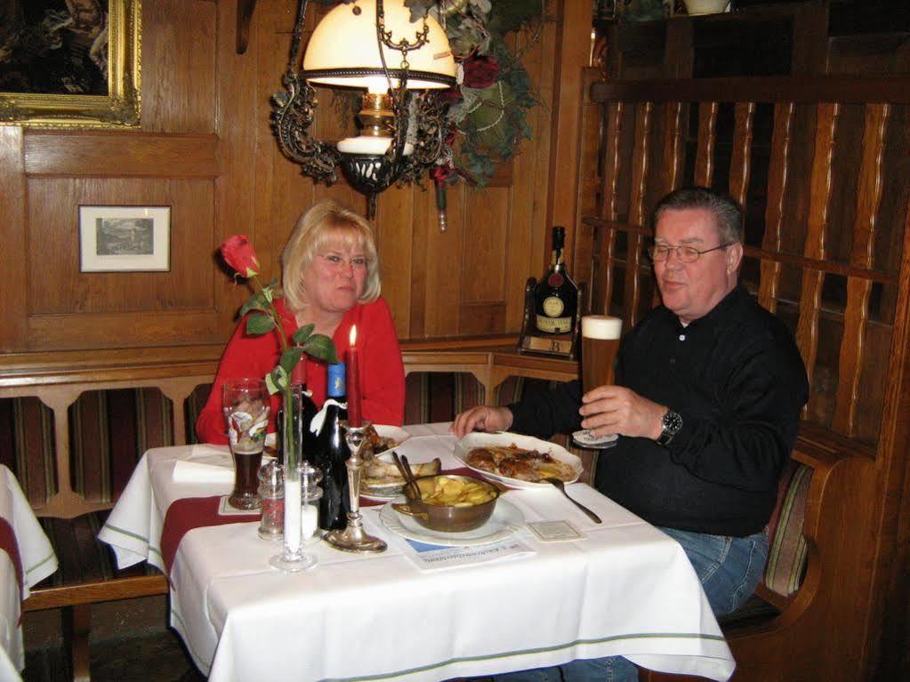 Hotel Zum Lamm Gundelsheim  Εξωτερικό φωτογραφία